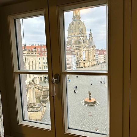 Exklusives Apartment Mit Einmaligem Blick Zur Frauenkirche - Parkplatz Kostenfrei Drážďany Exteriér fotografie